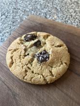 chocolate chip cookie